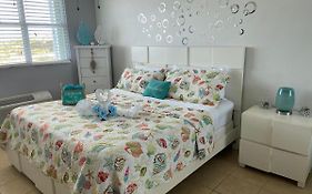 Luxury Ocean View Apartment